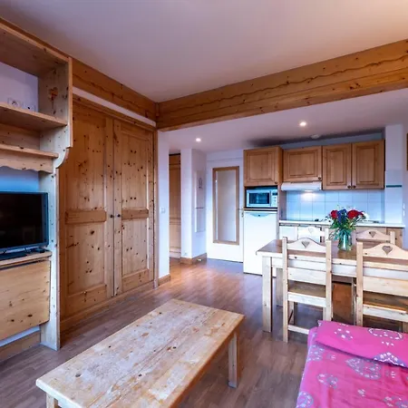 Garden & City Megeve - 3* 孔布卢